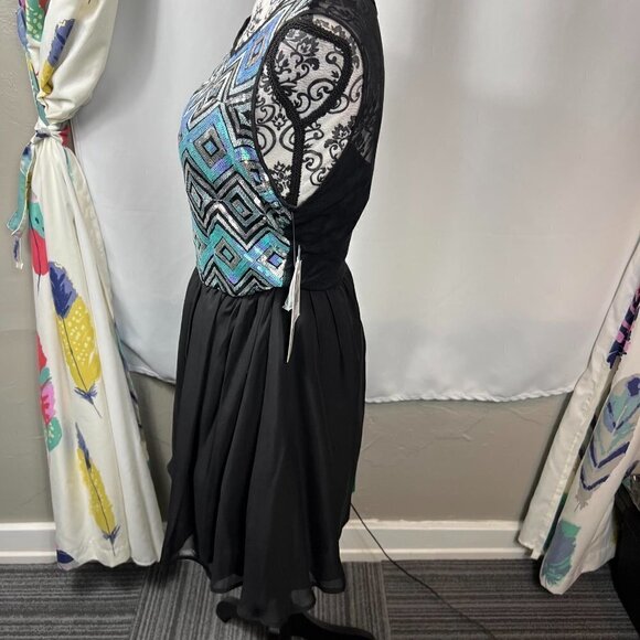 Love Reign by As U Wish sequin embellished fit n flare dress. Size 9 - Picture 5 of 10